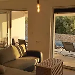 شقة Papalina 3 Barbat na Rabu