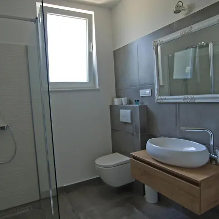 Papalina 3 Apartman Barbat na Rabu